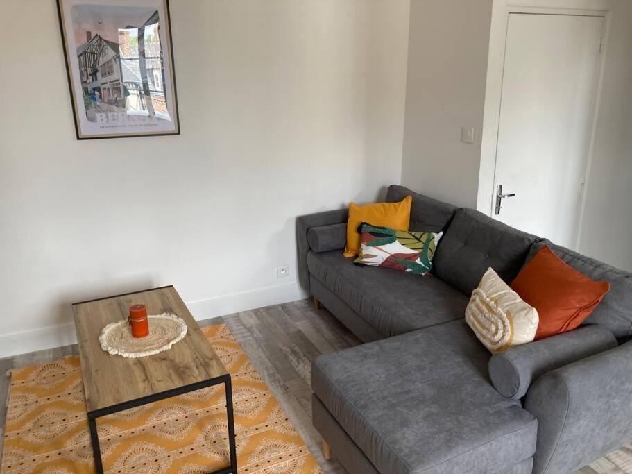 Cosy Appartement Hyper Centre Bernay  Extérieur photo